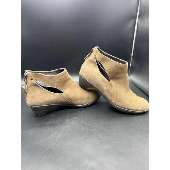 Dansko Suede Wedge Ankle Boots Taupe Brown Cutout Back Zip Size 40 (9.5–10) - Picture 6 of 8
